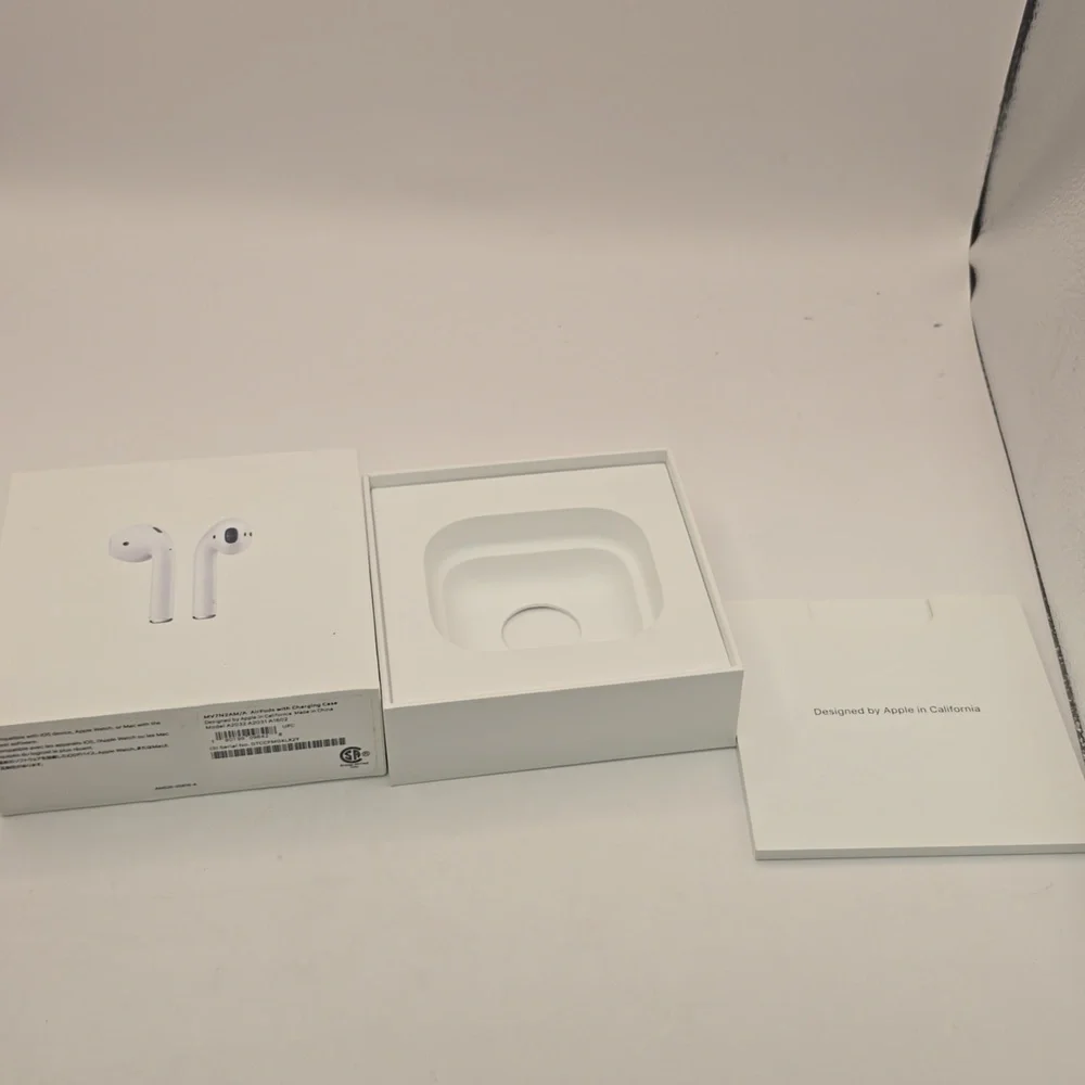 Empty Airpods box